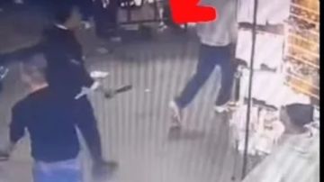 معركة الشماريخ والأسلحة البيضاء ببولاق الدكرور.. الحبس سنة عقوبة المتهمين بالقانون