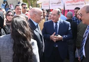 القابضة الغذائية تشارك بـ8 شركات في مهرجان غرناطة بتخفيضات تصل إلى 30 