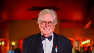 بيان توضيحي من الفنان حسين فهمي رئيس مهرجان القاهرة السينمائي الدولي بيان توضيحي من الفنان حسين فهمي رئيس مهرجان القاهرة السينمائي الدولي