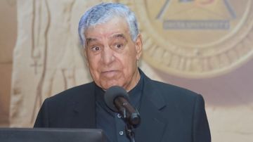 توت عنخ أمون غير عبراني زاهي حواس يهاجم وسيم السيسي: ما عملتلوش كمين