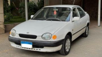 تويوتا كورولا سيدان سعرها 200 ألف جنيه تويوتا كورولا سيدان سعرها 200 ألف جنيه