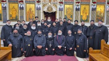 مجمع كهنة إيبارشية حلوان يواصل برنامج خلوته الروحية بدير المحرق بأسيوط صور
