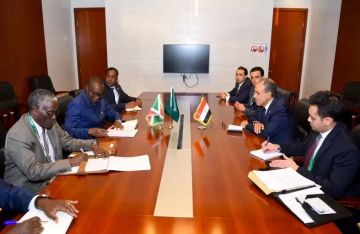 وزير الخارجية يلتقي نظيره البوروندي لبحث سبل تعزيز العلاقات الثنائية وزير الخارجية يلتقي نظيره البوروندي لبحث سبل تعزيز العلاقات الثنائية