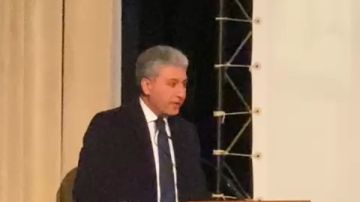 وزير السياحة يفوض رئيس مالية الأعلى للآثار بـ اختصاصات جديدة مستند وزير السياحة يفوض رئيس مالية الأعلى للآثار بـ اختصاصات جديدة مستند