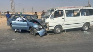 إصابة 16شخصا فى حادث انقلاب سيارة بطريق العلاقى شرق أسوان إصابة 16شخصا فى حادث انقلاب سيارة بطريق العلاقى شرق أسوان