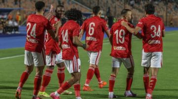 قلة تقدير.. كواليس الفرصة الأخيرة لتجديد عقد نجم سوبر في الأهلي قلة تقدير.. كواليس الفرصة الأخيرة لتجديد عقد نجم سوبر في الأهلي