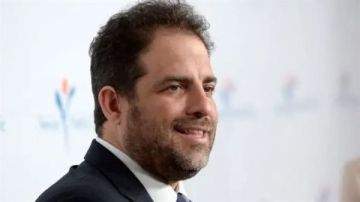 هوليوود داخل شبكة إبستين.. الوثائق المسربة تضع المخرج بريت راتنر في قلب الفضيحة (صورة)