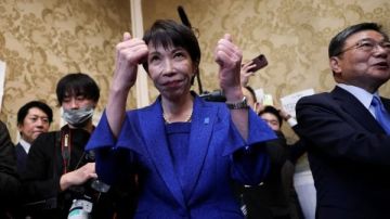 وسط الثلوج.. اليابانيون يدلون بأصواتهم في انتخابات صعبة لرئيسة الوزراء وسط الثلوج.. اليابانيون يدلون بأصواتهم في انتخابات صعبة لرئيسة الوزراء