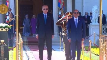 مراسم استقبال رسمية للرئيس التركي بقصر الاتحادية