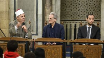 ملتقى الجامع الأزهر يناقش الأمن الفكري وسبل الحفاظ عليه ملتقى الجامع الأزهر يناقش الأمن الفكري وسبل الحفاظ عليه