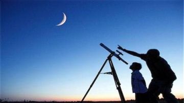 هل رؤية الهلال في أي بلد تلزم جميع البلاد بالصوم ؟.. د. عطية لاشين يجيب