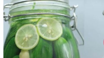قبل رمضان.. طريقة عمل خيار مخلل في البيت