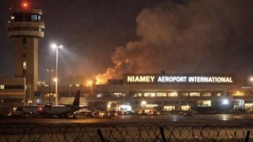 مصر تدين الهجوم الإرهابي على مطار ديوري حماني بالعاصمة النيجرية نيامي مصر تدين الهجوم الإرهابي على مطار ديوري حماني بالعاصمة النيجرية نيامي
