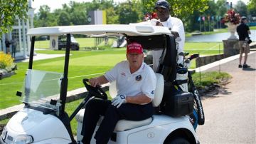 وثيقة الحفرة رقم 19.. هل دفنت فتيات إبستين بملعب ترامب للجولف؟