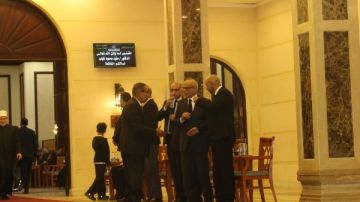وزراء وسياسيون وكبار رجال الدولة يؤدون واجب العزاء في الدكتور مفيد شهاب