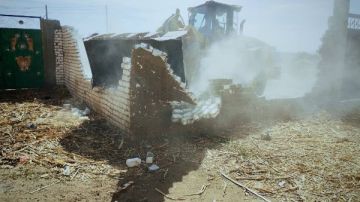 إزالة 45 حالة تعدي واسترداد 3328 مترا من المباني المخالفة بأسيوط إزالة 45 حالة تعدي واسترداد 3328 مترا من المباني المخالفة بأسيوط