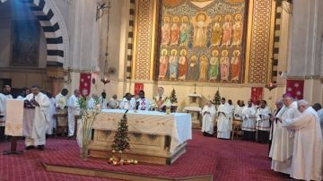 السفير البابوي بمصر يترأس قداس عيد تقدمة الرب في القاهرة