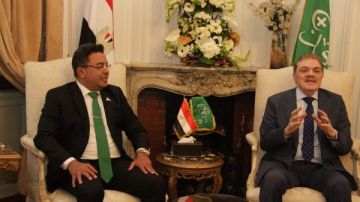 رئيس حزب الوعي مهنئا البدوي: انتخابات الوفد نموذج ملهم لكل السياسيين.. صور