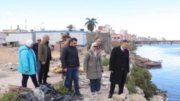 محافظ دمياط يتفقد مشروع تطوير كورنيش النيل بالسنانية