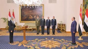 الباز: المرأة في مناصب المحافظين قناعة راسخة لا تجميل للصورة فيديو الباز: المرأة في مناصب المحافظين قناعة راسخة لا تجميل للصورة فيديو