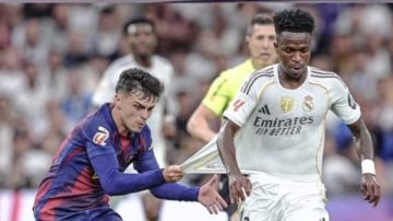 بيدري يعترف: مواجهة فينيسيوس ومبابي أصعب تحد في مسيرتي