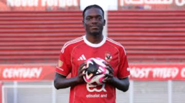 بينط في حمام سباحة.. سهام صالح تهاجم مهاجم الأهلي بعد التعادل أمام الجيش المغربي