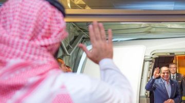 لن ترونا إلا معا.. تركي آل الشيخ يعلق على زيارة الرئيس السيسي إلى السعودية لن ترونا إلا معا.. تركي آل الشيخ يعلق على زيارة الرئيس السيسي إلى السعودية