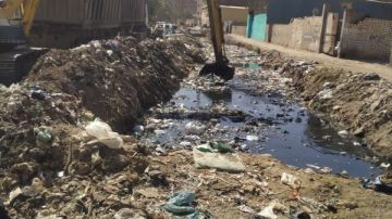 منال عوض: رفع 45 طن مخلفات وتطهير مصرف أبو عوض بالهرم منال عوض: رفع 45 طن مخلفات وتطهير مصرف أبو عوض بالهرم