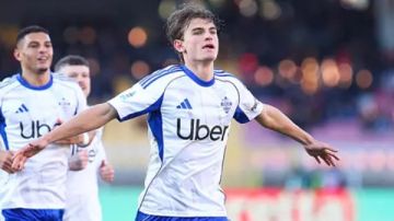 كومو يطيح بـ نابولي ويحجز مقعده في نصف نهائي كأس إيطاليا بركلات الترجيح كومو يطيح بـ نابولي ويحجز مقعده في نصف نهائي كأس إيطاليا بركلات الترجيح