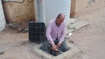 استمرار أعمال صيانة ورفع كفاءة منظومة الإنارة بمدينة رأس غارب