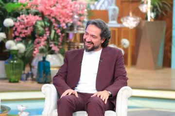 الفنان محمد القس: مبحبش كلمة منافسة .. والهدف من أعمال رمضان هو تقديم المتعة للجمهور الفنان محمد القس: مبحبش كلمة منافسة .. والهدف من أعمال رمضان هو تقديم المتعة للجمهور