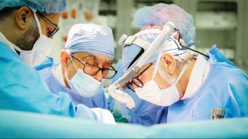 بعد مقترح الجلود البشرية.. كيف نظم القانون عملية التبرع بـ الأعضاء ؟ بعد مقترح الجلود البشرية.. كيف نظم القانون عملية التبرع بـ الأعضاء ؟