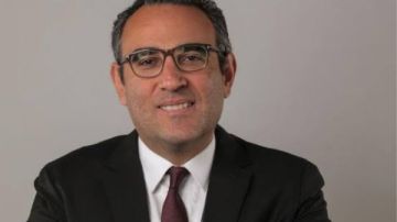 محمد الدماطي يوجه رسالة لجمهور الأهلي بعد الغياب عن التشجيع