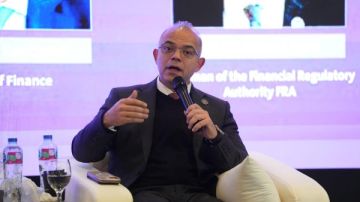 الرقابة المالية: القيد بالبورصة يعزز فرص الدمج والاستحواذ ويرفع القدرات الترويجية للشركات