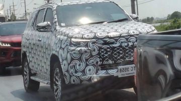 تويوتا فورتشنر 2027 تظهر لأول مرة