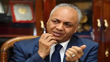 مصطفى بكري: الدولة تتعامل بحزم مع جرائم الاعتداء على الأطفال