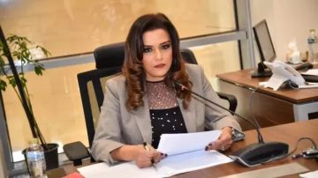 رئيسة سياحة النواب تكشف تفاصيل أزمة تأخر الرحلات بمطار القاهرة