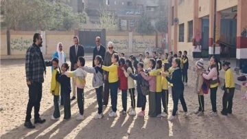 مديرة تعليم القاهرة تتفقد مدارس المرج.. وتشدد على تسليم الكتب فورا مديرة تعليم القاهرة تتفقد مدارس المرج.. وتشدد على تسليم الكتب فورا