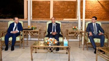 وزير الخارجية يلتقي الجالية المصرية في أديس أبابا