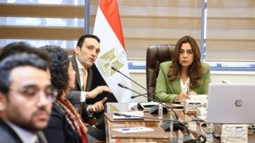 التنمية المحلية: تمكين القطاع الخاص والاستثمارات الأجنبية في الطاقة الجديدة والمتجددة بالمحافظات.. ونواب: مصر توفر الأمان للمستثمر التنمية المحلية: تمكين القطاع الخاص والاستثمارات الأجنبية في الطاقة الجديدة والمتجددة بالمحافظات.. ونواب: مصر توفر الأمان للمستثمر