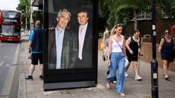 بالأسماء.. استقالات واعتذارات في أول أسبوع بعد إفراج واشنطن عن وثائق إبستين