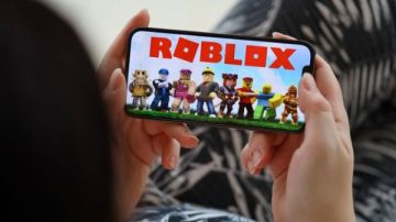 بعد قرار حجبها في مصر.. ماذا تعرف عن العالم الخفي للعبة روبلكس؟