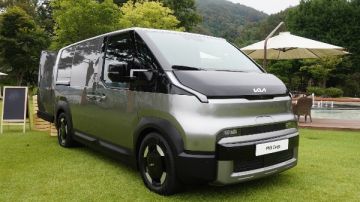 كيا PV5 موديل 2026 .. أحدث فان كهربائية بمساحة عائلية صور