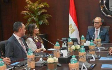 محمد فريد يبحث مع نيسان خطط التوسع وتعزيز التصنيع المحلي للسيارات في مصر محمد فريد يبحث مع نيسان خطط التوسع وتعزيز التصنيع المحلي للسيارات في مصر