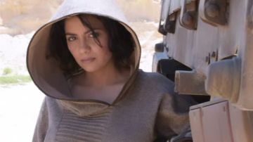 سهر الصايغ تعلن وفاة عمتها وتطلب الدعاء لها