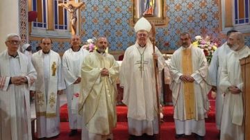 مطران الكنيسة اللاتينية يترأس قداس عيد القديس يوحنا بوسكو برعية أم المعونة