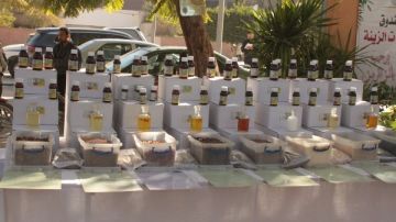 نائب رئيس جامعة أسيوط يفتتح معرض أهلا رمضان لدعم منتسبيها استعدادا للشهر الكريم صور