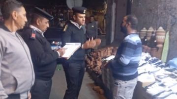 حي شمال الغردقة ينفذ حملة مسائية لضبط الإشغالات ومراجعة التراخيص حي شمال الغردقة ينفذ حملة مسائية لضبط الإشغالات ومراجعة التراخيص