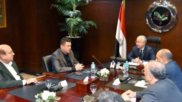 هيئة الاستثمار تتابع إجراءات تأسيس مشروع لإنتاج الفوسفات عالي التركيز هيئة الاستثمار تتابع إجراءات تأسيس مشروع لإنتاج الفوسفات عالي التركيز