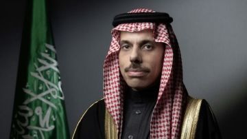 وزير الخارجية السعودي يزور أثيوبيا ويلتقي آبي أحمد